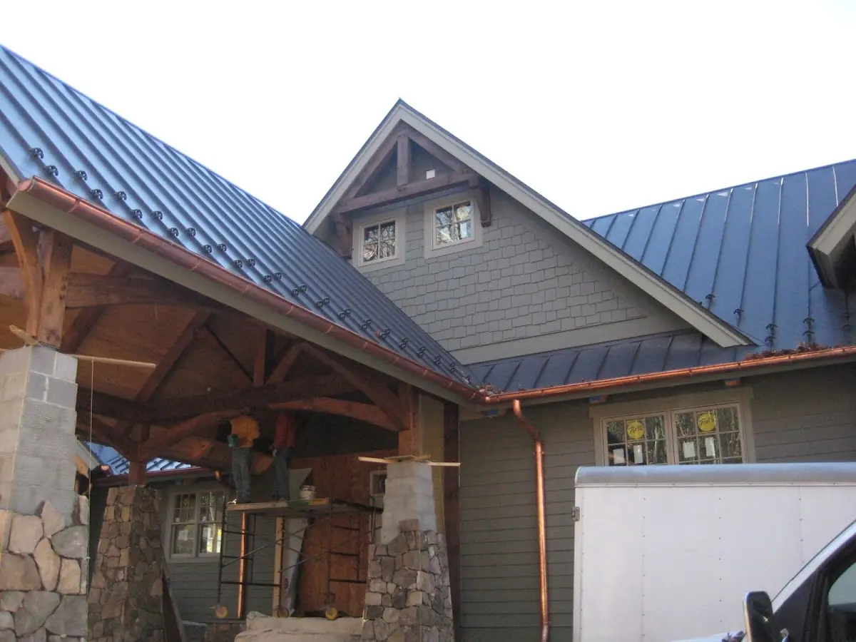 Craftsman Roofing team delivering quality roofing work in Hyattsville Hills